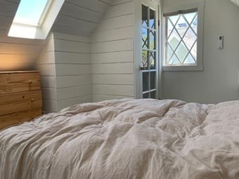 5 mins from Stanford campus, 1 bed/1 bath, full kitchen, w/d, AC 1