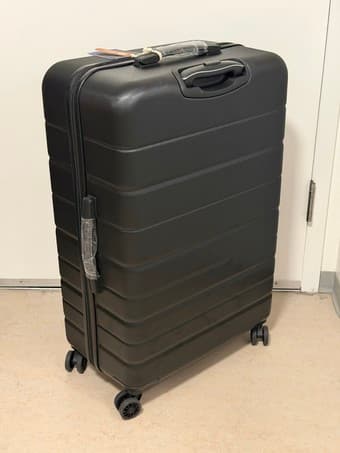 New 30' check-in luggage bag 3