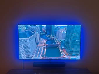 55” Samsung QLED 4K Smart TV (Q60C) + Wall Mount + LED Backlight – Cle 2