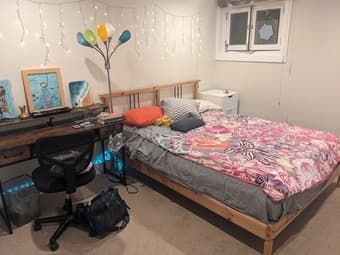 Room in co-op in downtown Palo Alto Available starting mid-May 1